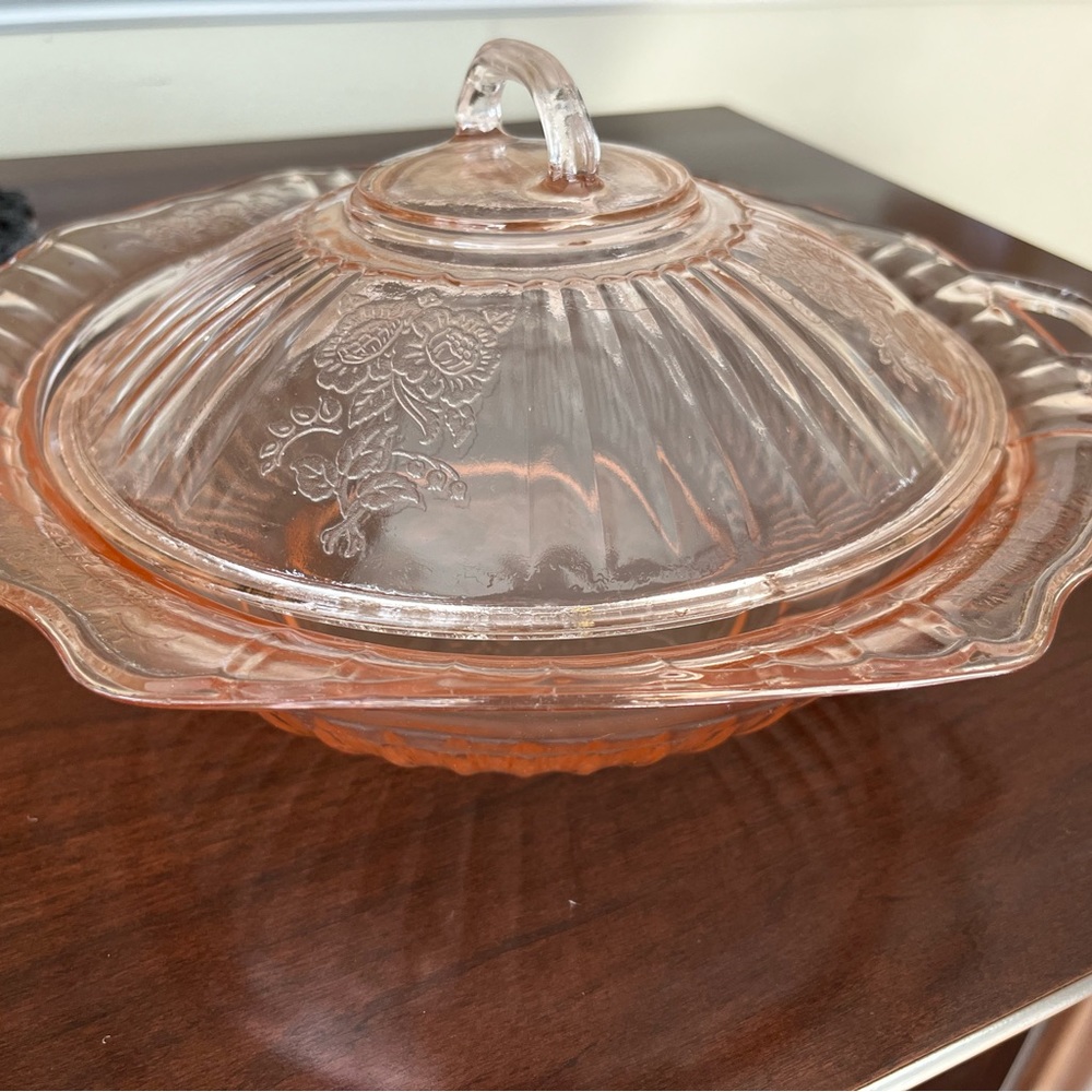 Vintage Anchor Hocking Mayfair Covered Dish